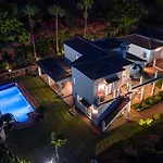 Vacation I Faldo, Golf Valley, Private Heated Pool, Bbq, 24h Security, World-class Dining, 10 Min From Puerto Banus Villa Marbella