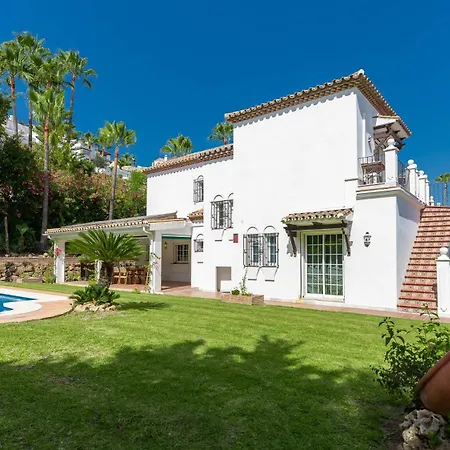 Villa Vacation I Faldo, Golf Valley, Private Heated Pool, Bbq, 24h Security, World-class Dining, 10 Min From Puerto Banus *