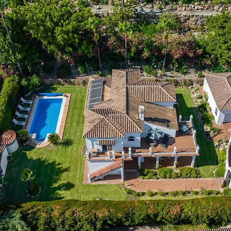Vacation I Faldo, Golf Valley, Private Heated Pool, Bbq, 24h Security, World-class Dining, 10 Min From Puerto Banus Marbella