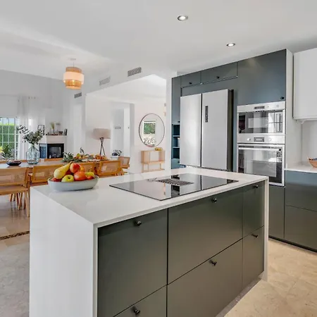 Vacation I Faldo, Golf Valley, Private Pool, 24h Security, 10 Min From The Marina Villa *