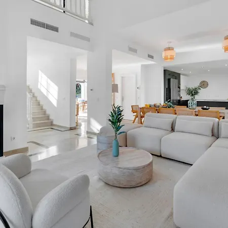 Vacation I Faldo, Golf Valley, Private Pool, 24h Security, 10 Min From The Marina Villa Marbella