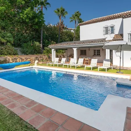 Vacation I Faldo, Golf Valley, Private Pool, 24h Security, 10 Min From The Marina * Marbella