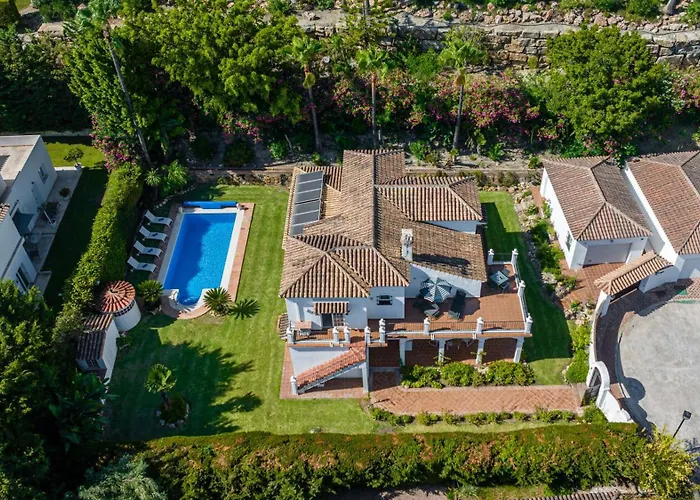 Vacation I Faldo, Golf Valley, Private Pool, 24h Security, 10 Min From The Marina Marbella
