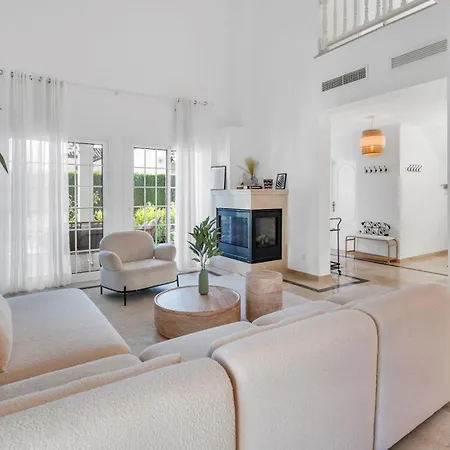 Vacation I Faldo, Golf Valley, Private Heated Pool, Bbq, 24h Security, World-class Dining, 10 Min From Puerto Banus Villa *